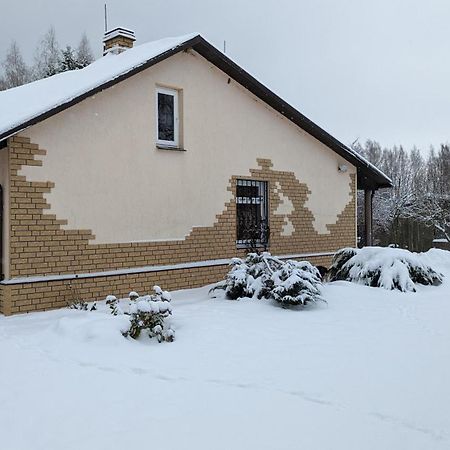 Dvarci Viesu Maja "Osmany"酒店 外观 照片